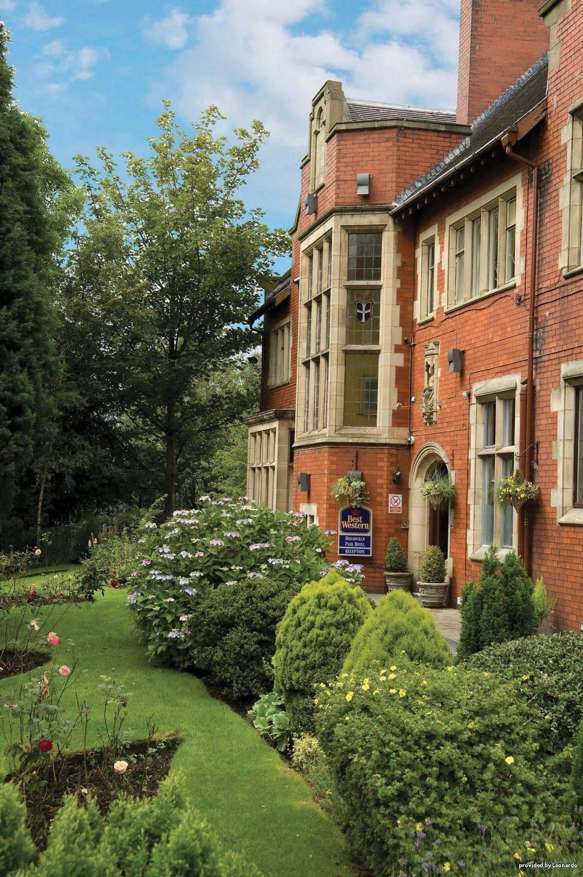 Broadfield Park Hotel Rochdale Exterior photo